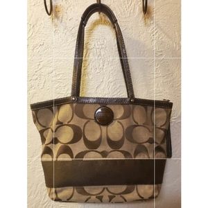 AUTHENTIC COACH SHOULDER BAG-